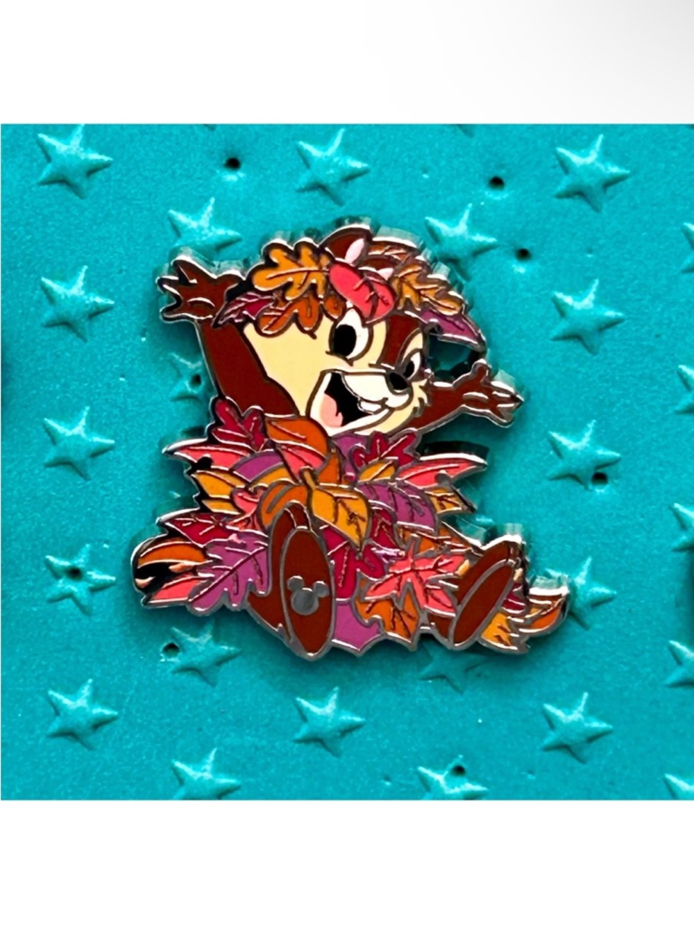 Disney Chip Autumn Leaves Single Pin Autumn Theme Disney WAVE A 2026 - Picture 1 of 2